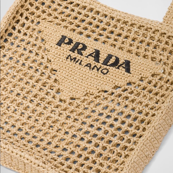 Prada NWT brown tan raffia tote - BRAND NEW- knit bag w dustbag - RARE - Picture 3 of 4